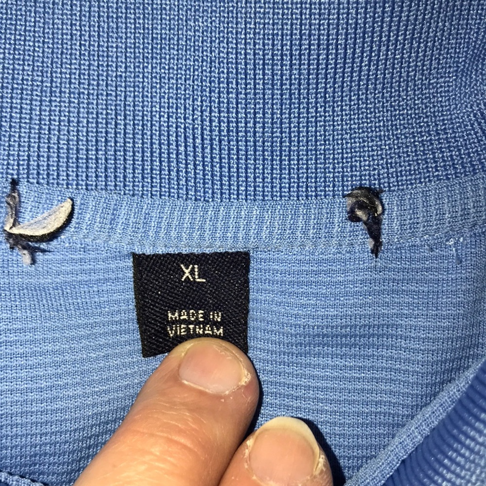 Nice pullover shirt 👕 - Picture 4 of 7